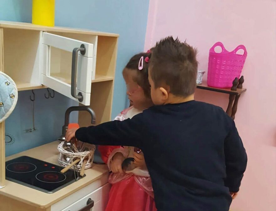 Can Yaman for Children in support of children with Down syndrome